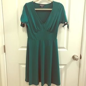 Modcloth Emerald Green Dress (Brand New No Tag)